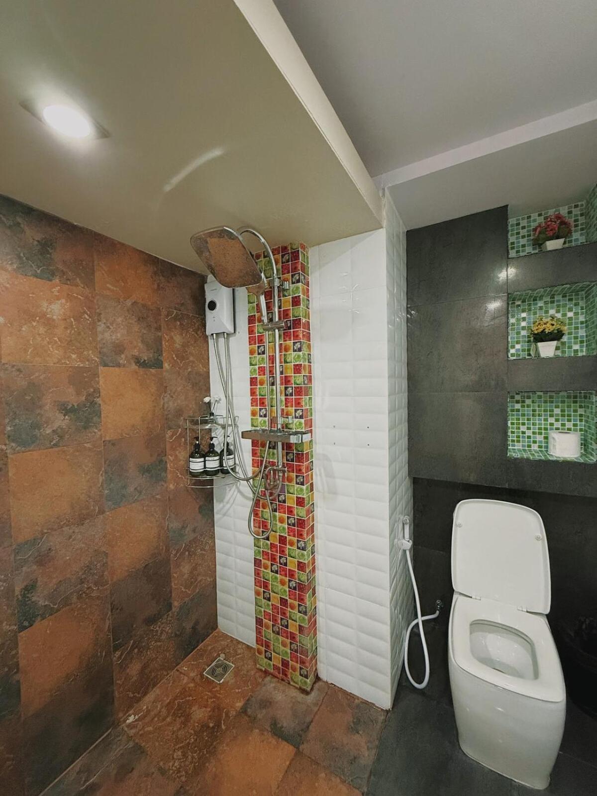 Blossom Family Suite Hat Yai Exterior photo